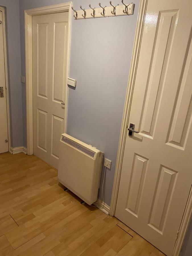 Bambz Apartment 3 Manchester Exterior photo